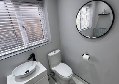 elegant bathrooms & precise tiling limited facebook gallery 1